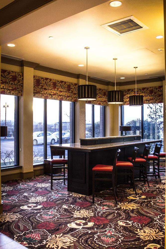 Hilton Garden Inn Pittsburgh/Cranberry Cranberry Township Exterior photo