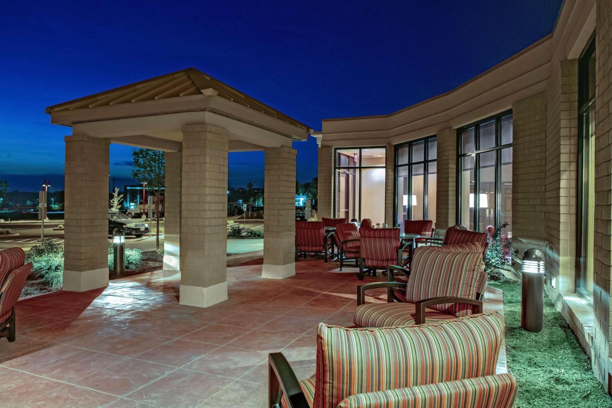 Hilton Garden Inn Pittsburgh/Cranberry Cranberry Township Exterior photo