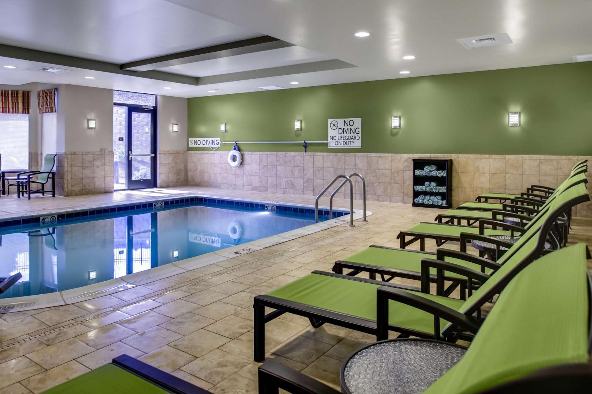 Hilton Garden Inn Pittsburgh/Cranberry Cranberry Township Exterior photo